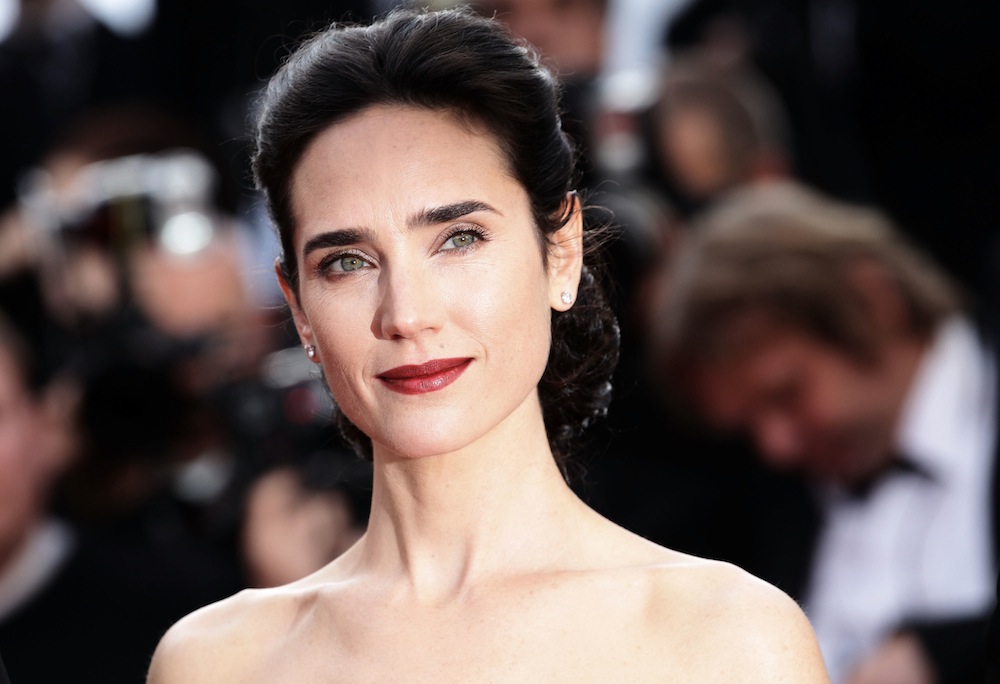 Jennifer Connelly displays her age-defying figure
