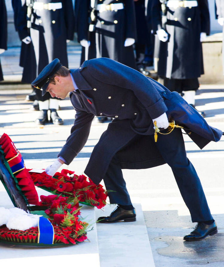 Prince william laid wreath
