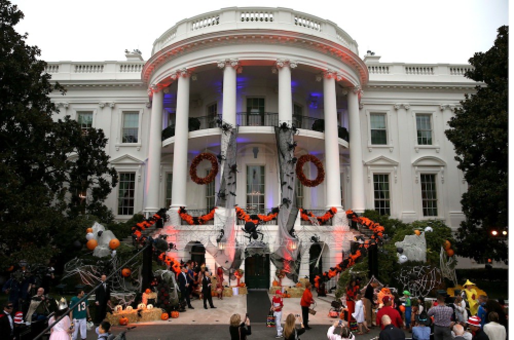 White House Draws 5,000 TrickorTreaters For Halloween Bash Closer