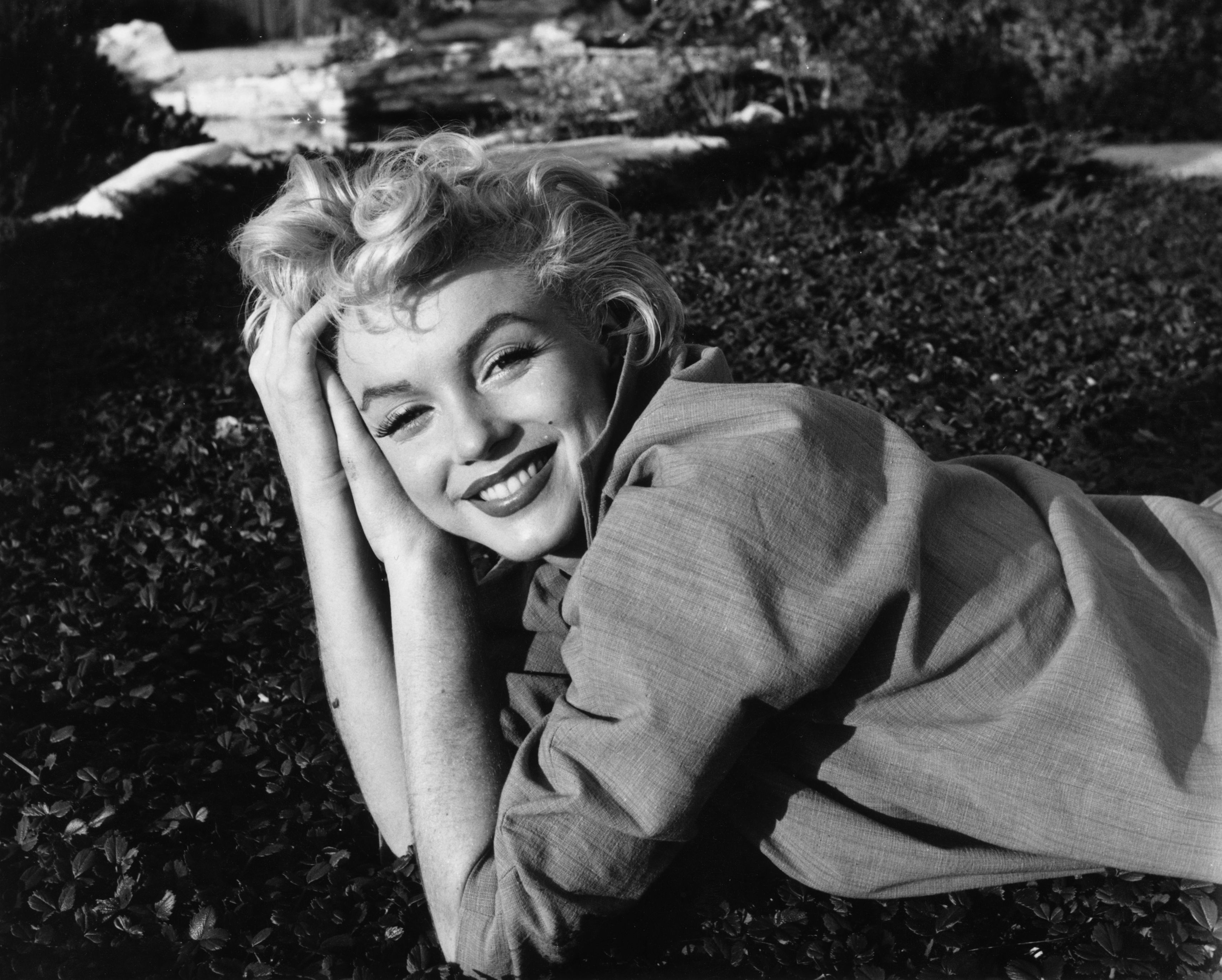 Marilyn Monroe's Friends and Family Talk About Her Mysterious and ...