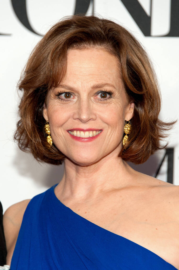Sigourney weaver header