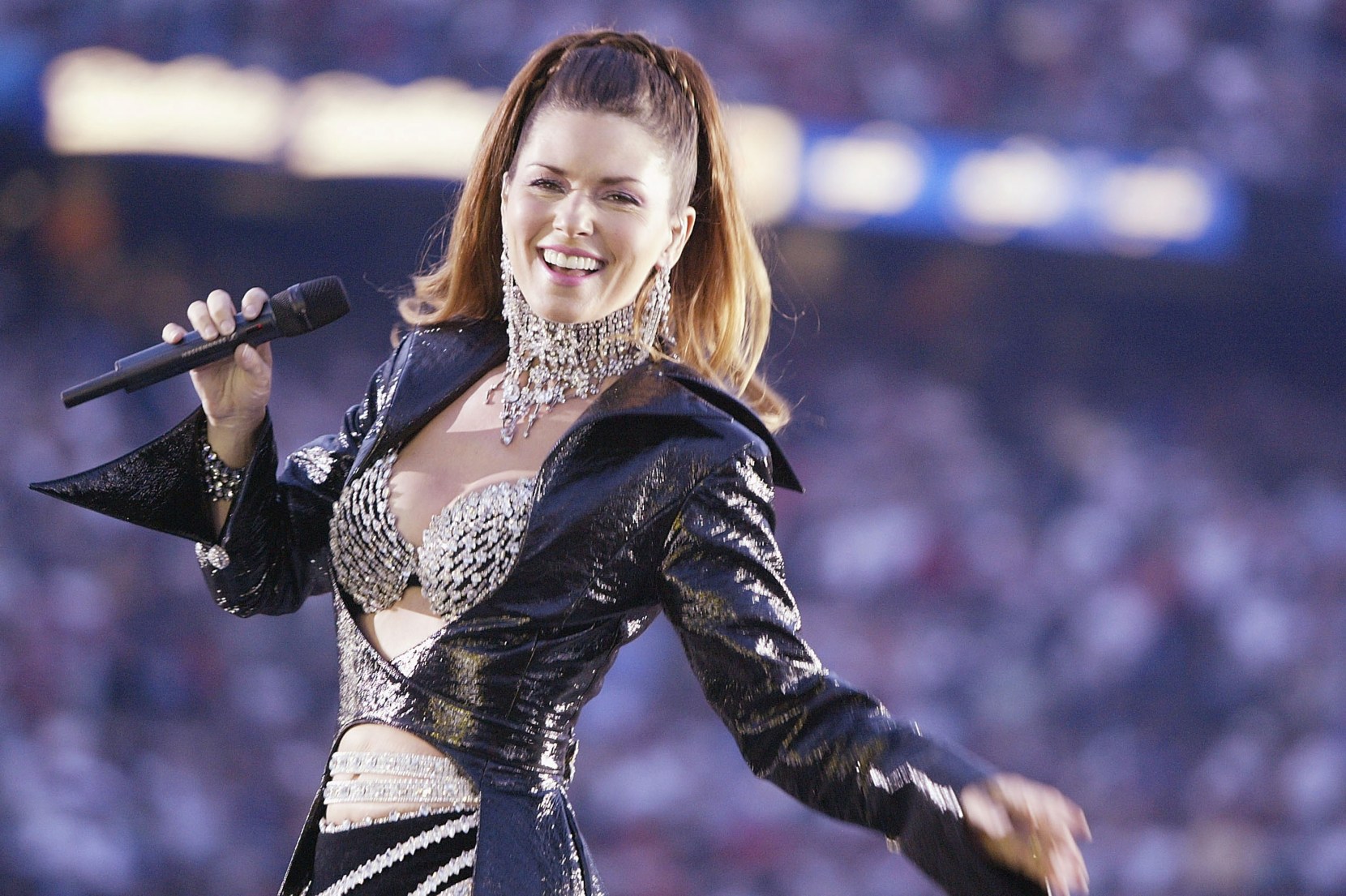 Shania Twain Reveals She Thought She "Would Never Sing Again" After