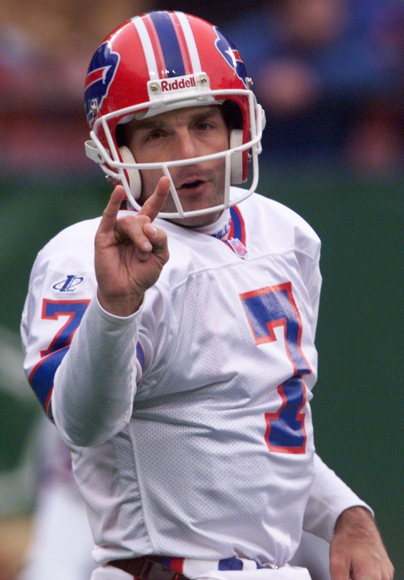 Former NFL Star Doug Flutie Loses Both Parents Within An Hour