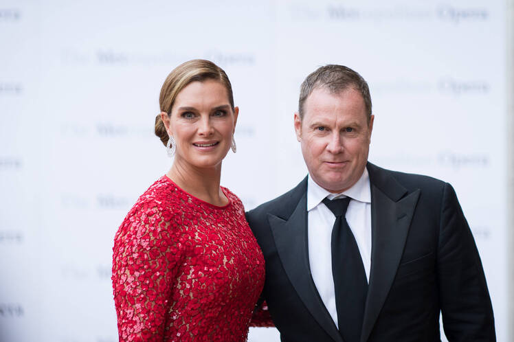 brooke shields chris henchy getty
