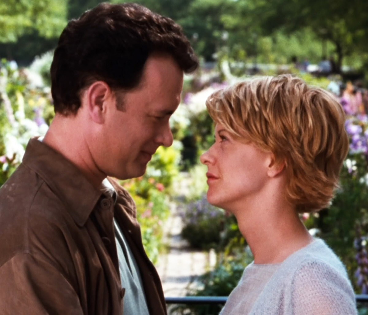 See Tom Hanks Meg Ryan And The Rest Of The You Ve Got Mail Cast Then And Now Closer Weekly