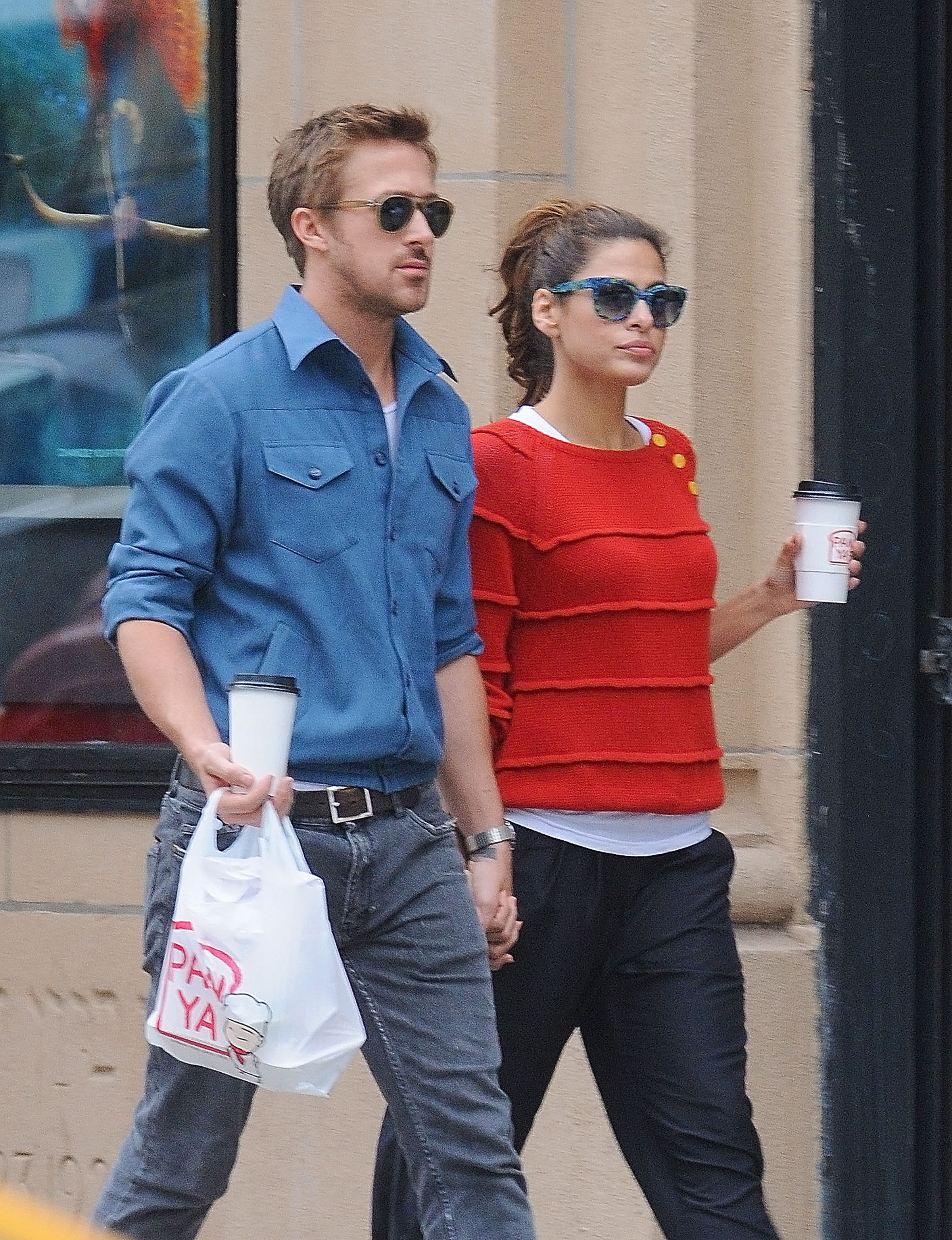 Eva Mendes And Ryan Gosling Are Expecting Baby No 2 Closer Weekly   Spl390221 011 