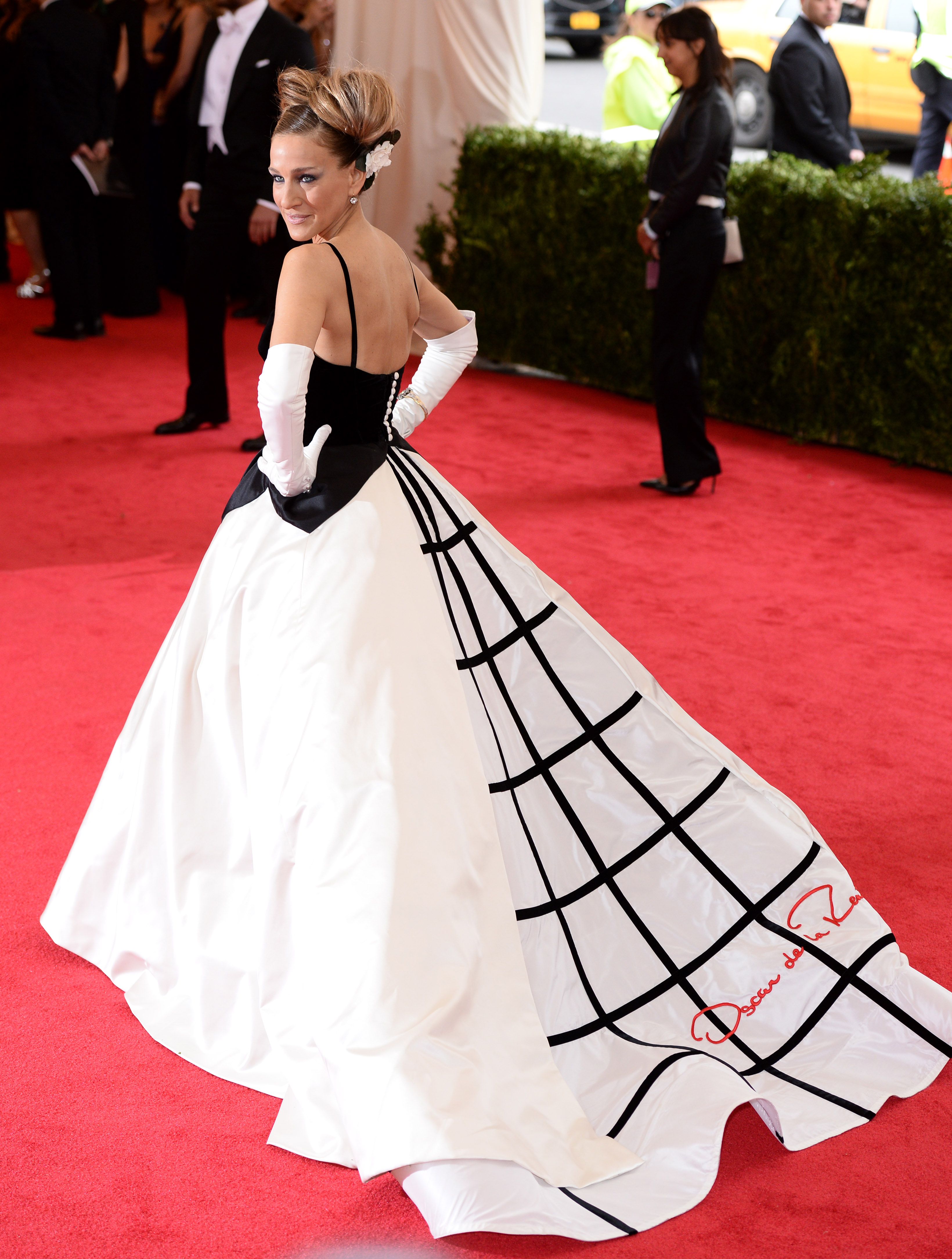 See the Best Met Gala Dresses From Past Years - Closer Weekly