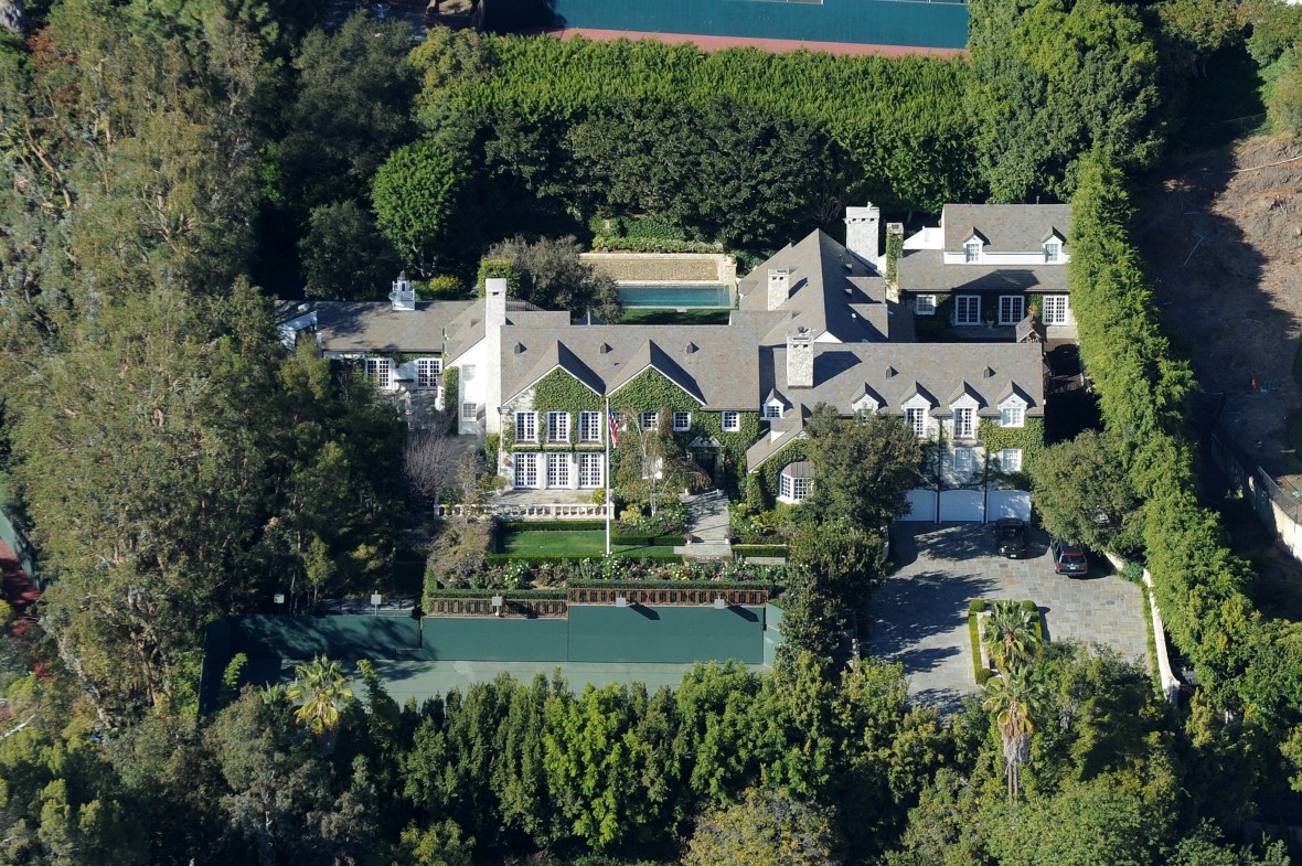 tom-cruise-sells-la-house-he-shared-with-ex-katie-holmes-for-40-million-report-closer-weekly