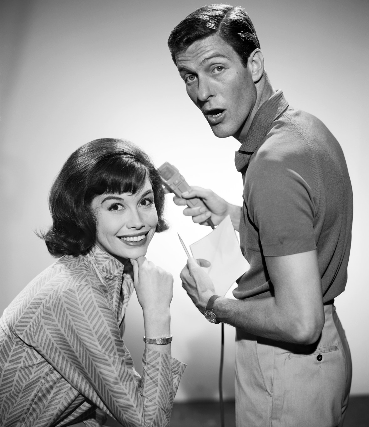Dick Van Dyke On Late Co Star Mary Tyler Moore We Had A Crush On Each Other