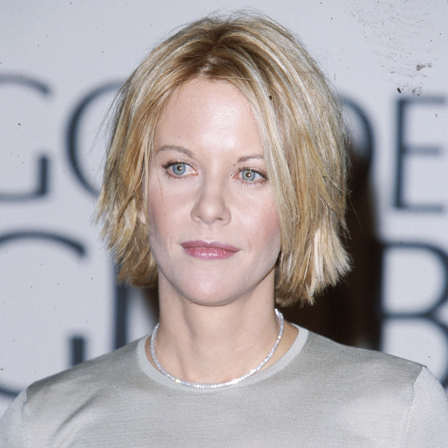 Meg Ryan Makes Rare Appearance At Cfda Awards — See The Photos 