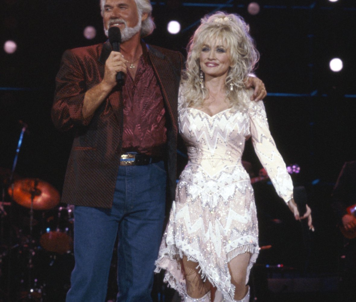 Dolly Parton's Last Performance With Kenny Rogers Will Be ...