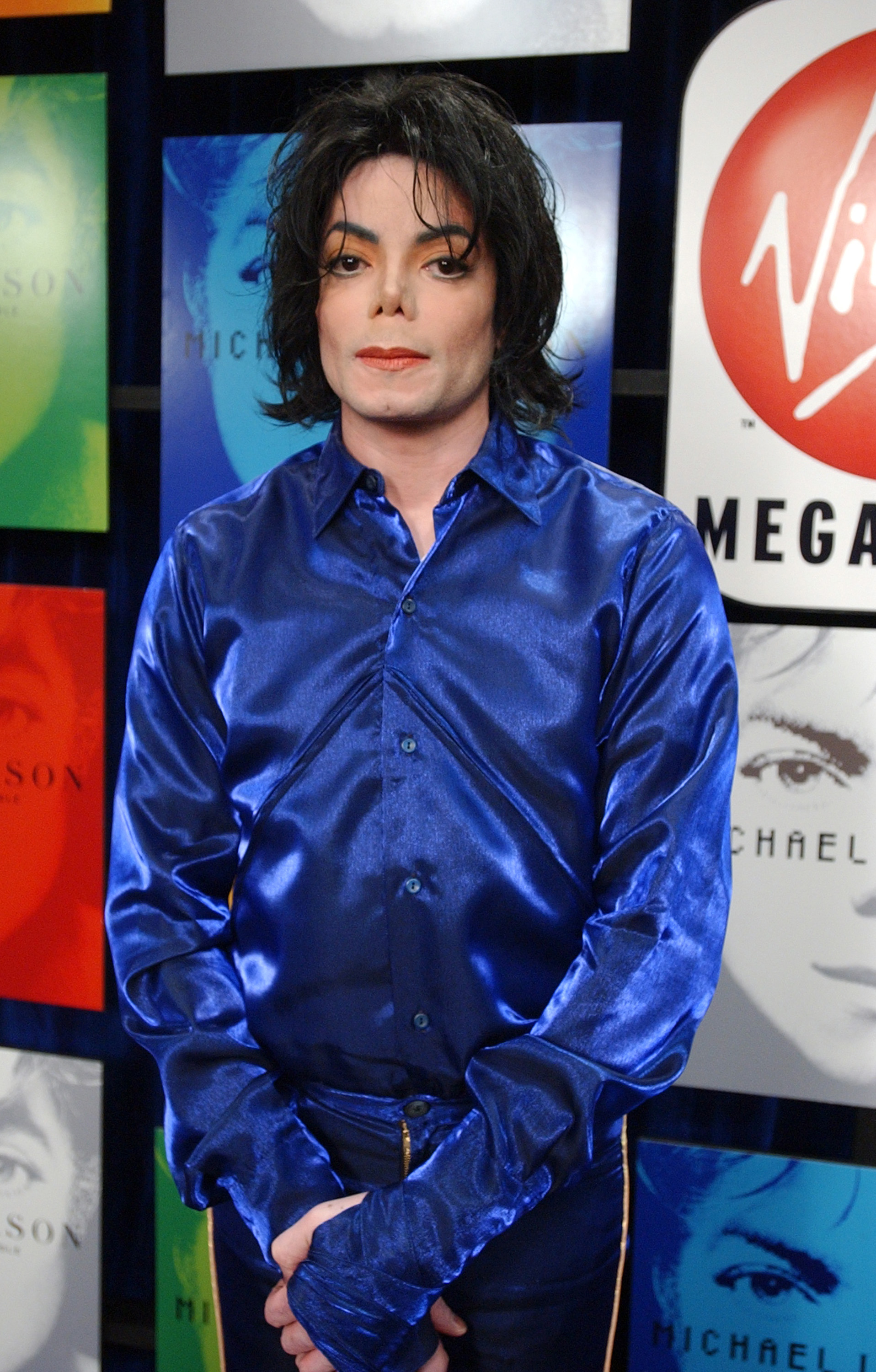 What kind of hairstyle did Michael Jackson had in 