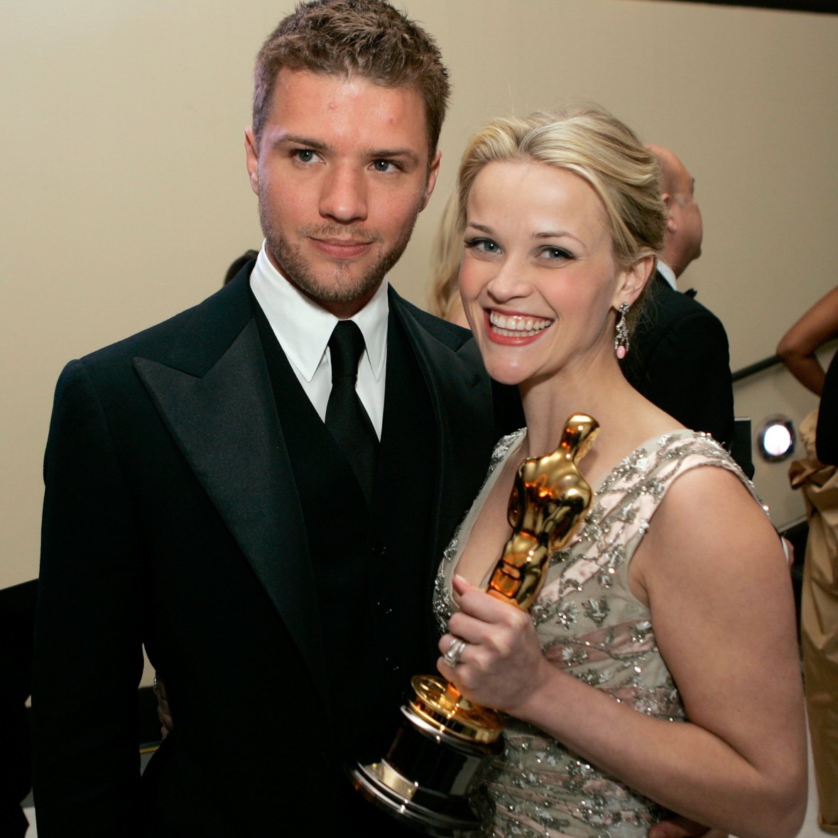 Reese Witherspoon Seemingly Disses Ex Husband Ryan Phillippe In New Interview