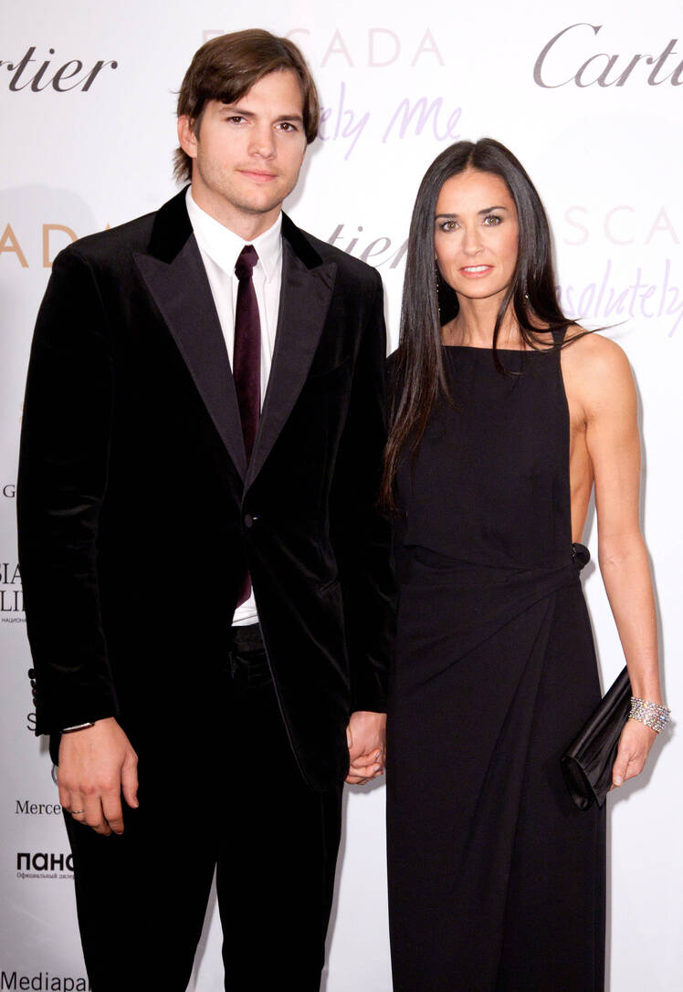 ashton kutcher demi moore splash