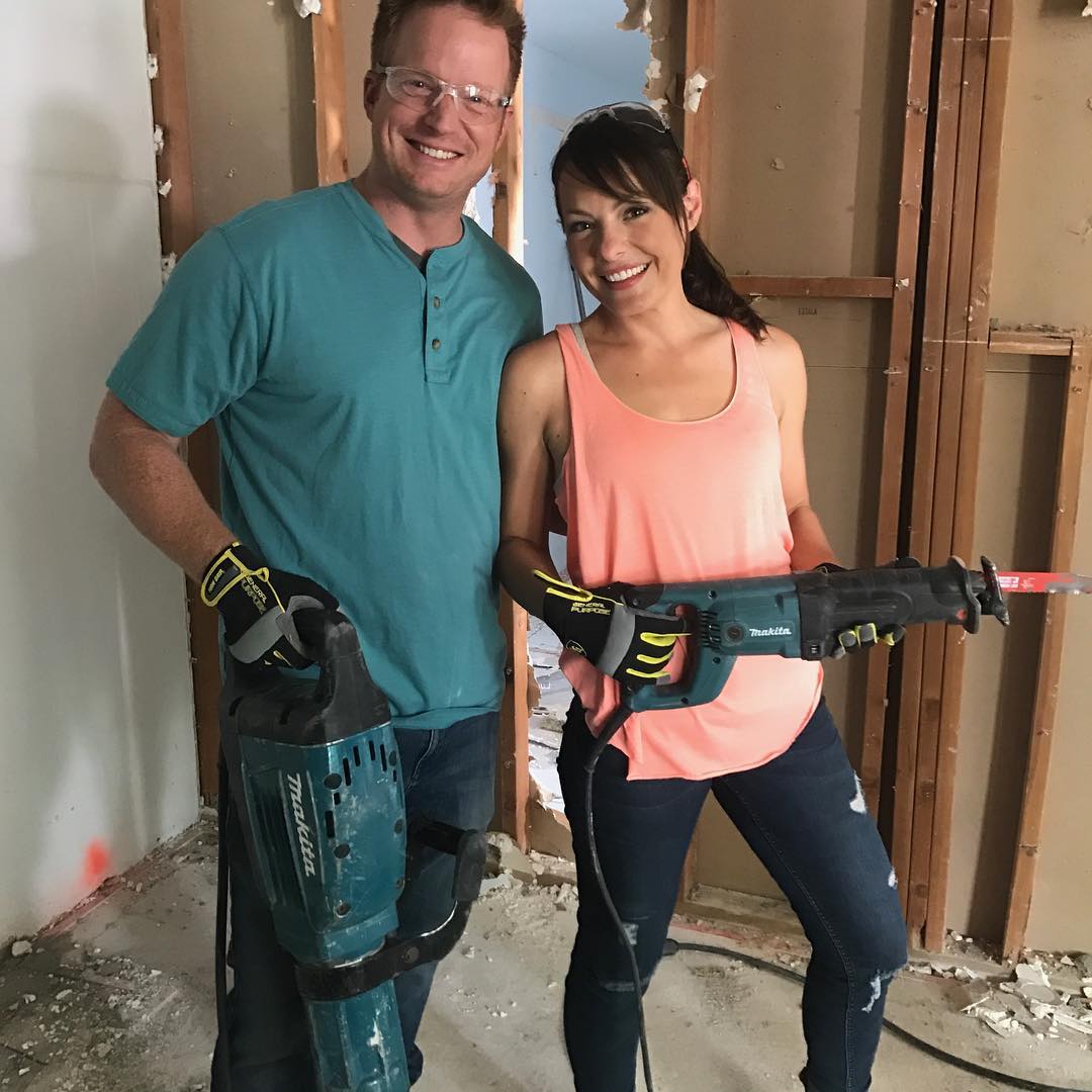 HGTV Hosts — Meet the New Generation of Flipping Power Couples | Closer ...
