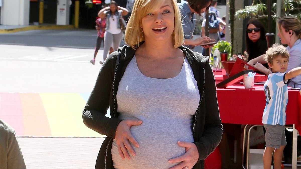 Jaime Pressly and Baby Daddy Split!