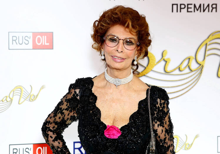 Sophia loren