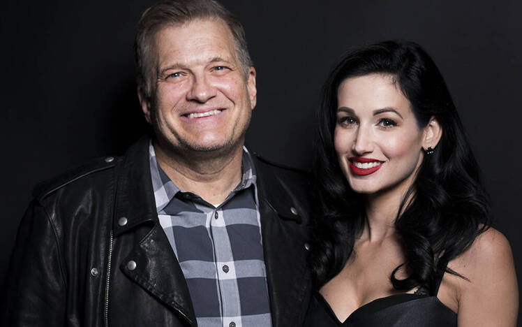 Drew carey engaged