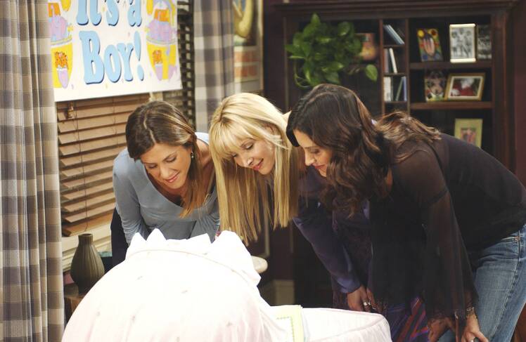 jennifer aniston courteney cox lisa kudrow 'friends' getty images jennifer aniston courteney cox lisa kudrow 'friends' getty images