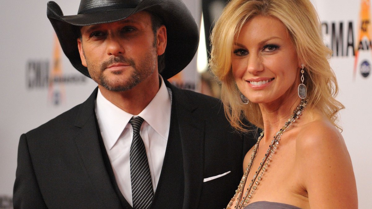 Tim McGraw Says Faith Hill Told Him to 'Get Over Yourself' Before He Lost  40 Pounds (Exclusive)