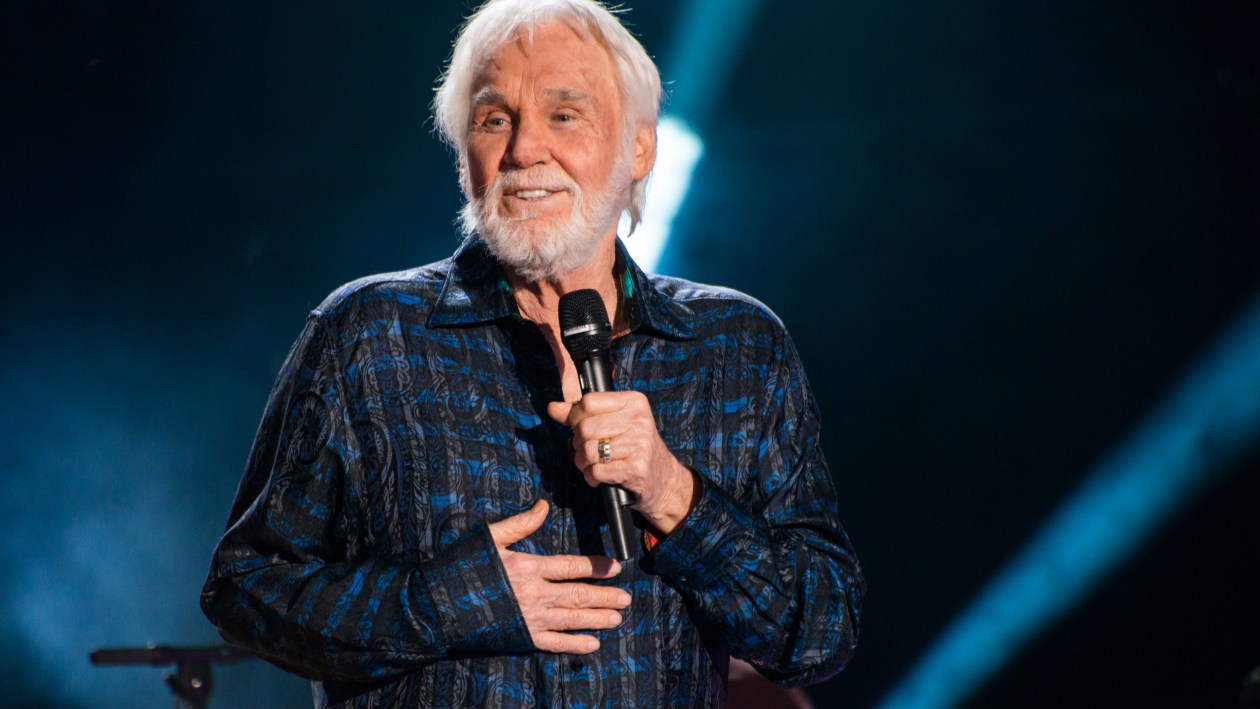 Kenny Rogers Band Members Update Fans On The Country Singers Health