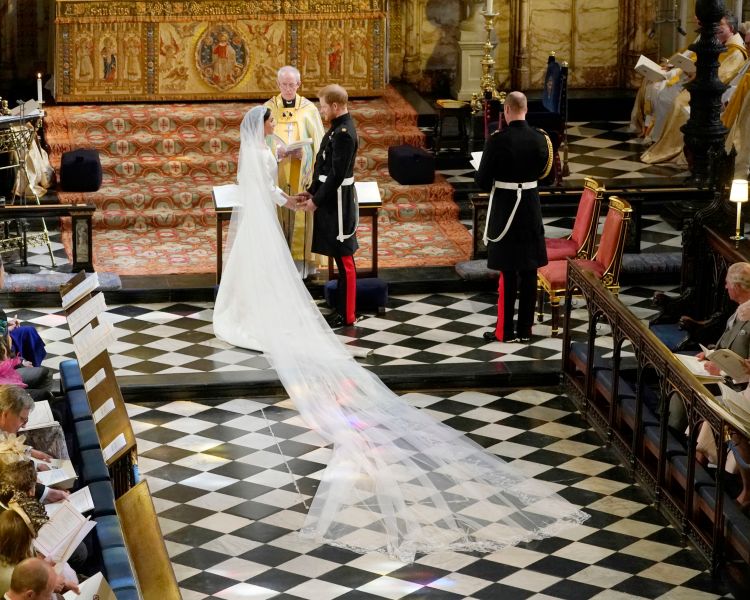 Meghan Markle's Wedding Dress: Get All the Details on Her Gown!