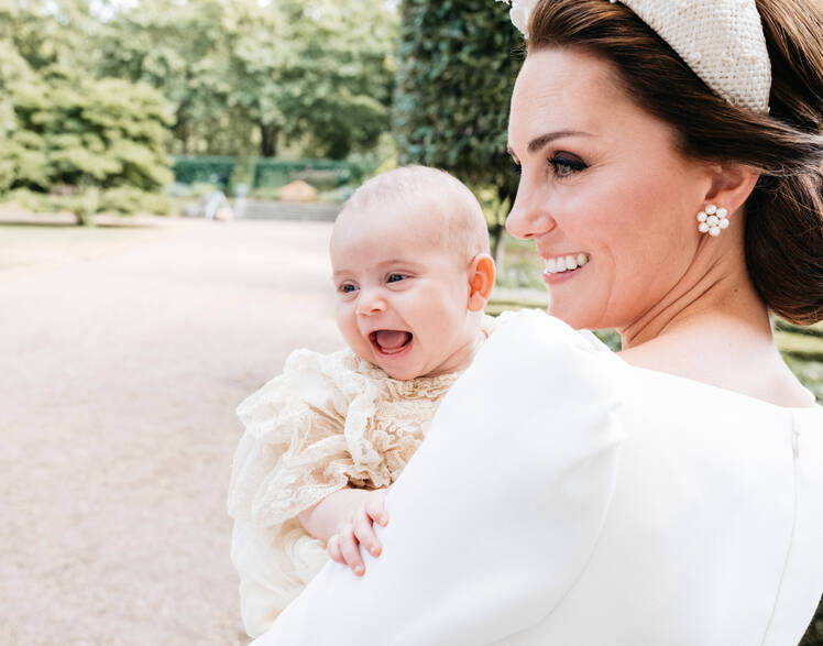 kate middleton and prince louis