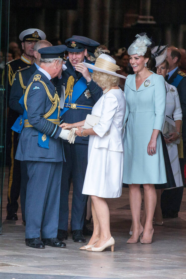 prince charles wardrobe malfunction
