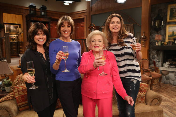 Hot in cleveland