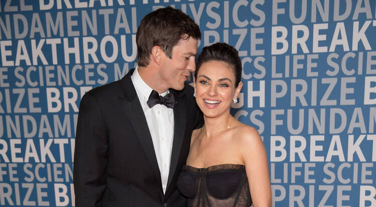 Mila kunis ashton kutcher 19