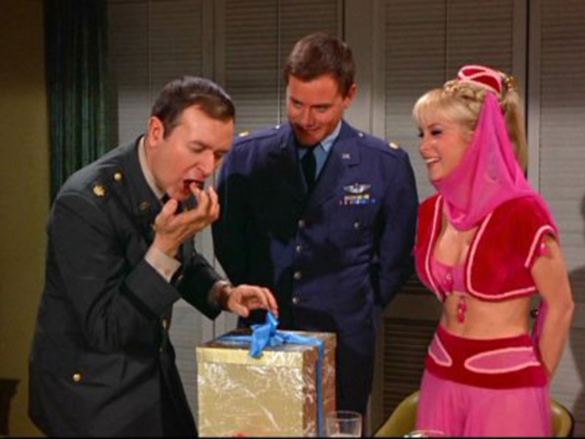 Bill Daily Recalls Time On I Dream Of Jeannie And Bob Newhart
