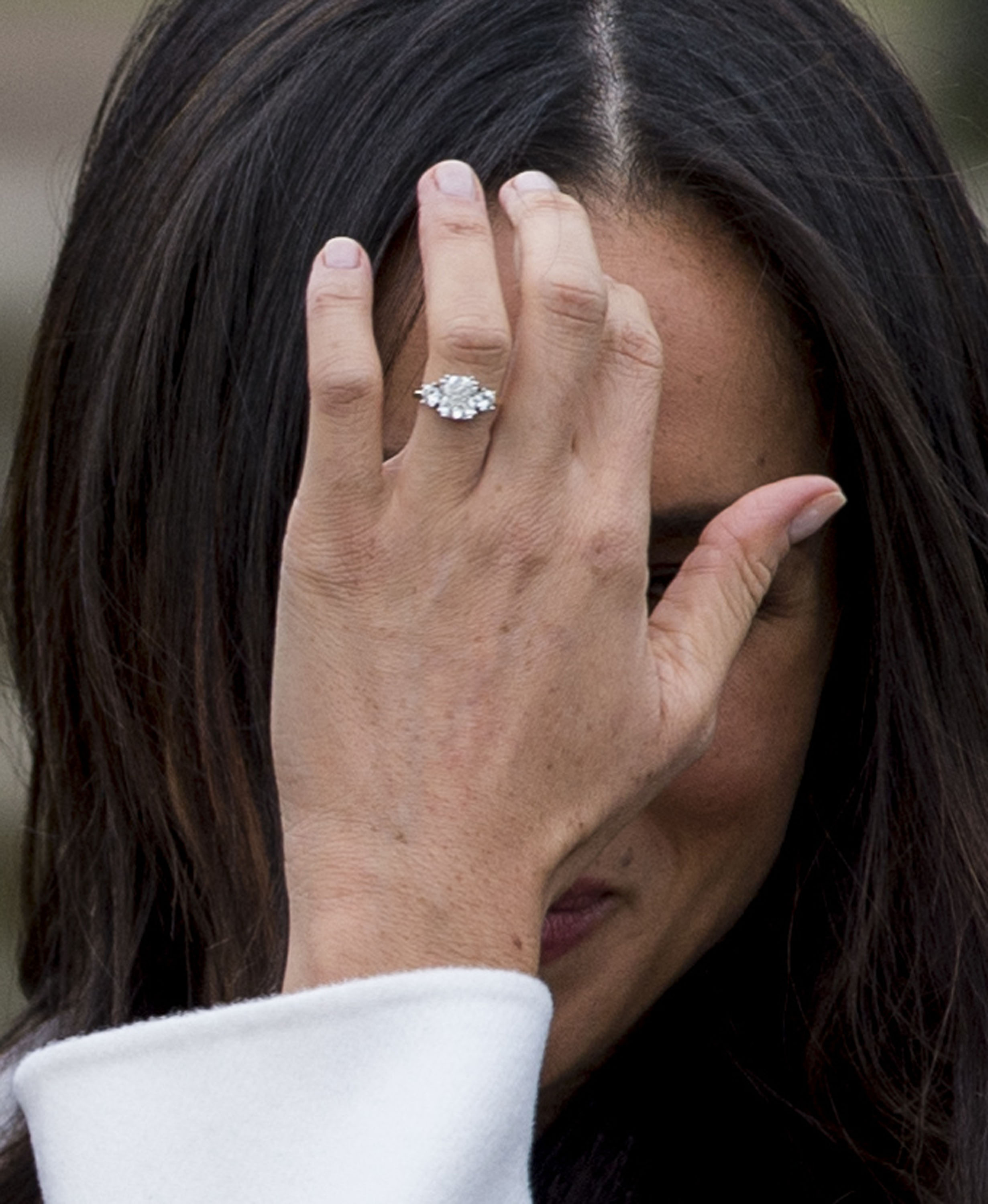 Meghan Markle's Engagement Ring Is Stunning — See It Here! | Closer Weekly