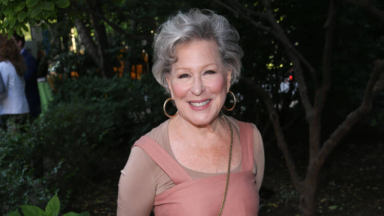 bette-midler-hocus-pocus