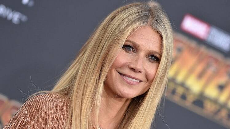 Gwyneth paltrow brad falchuk wedding details