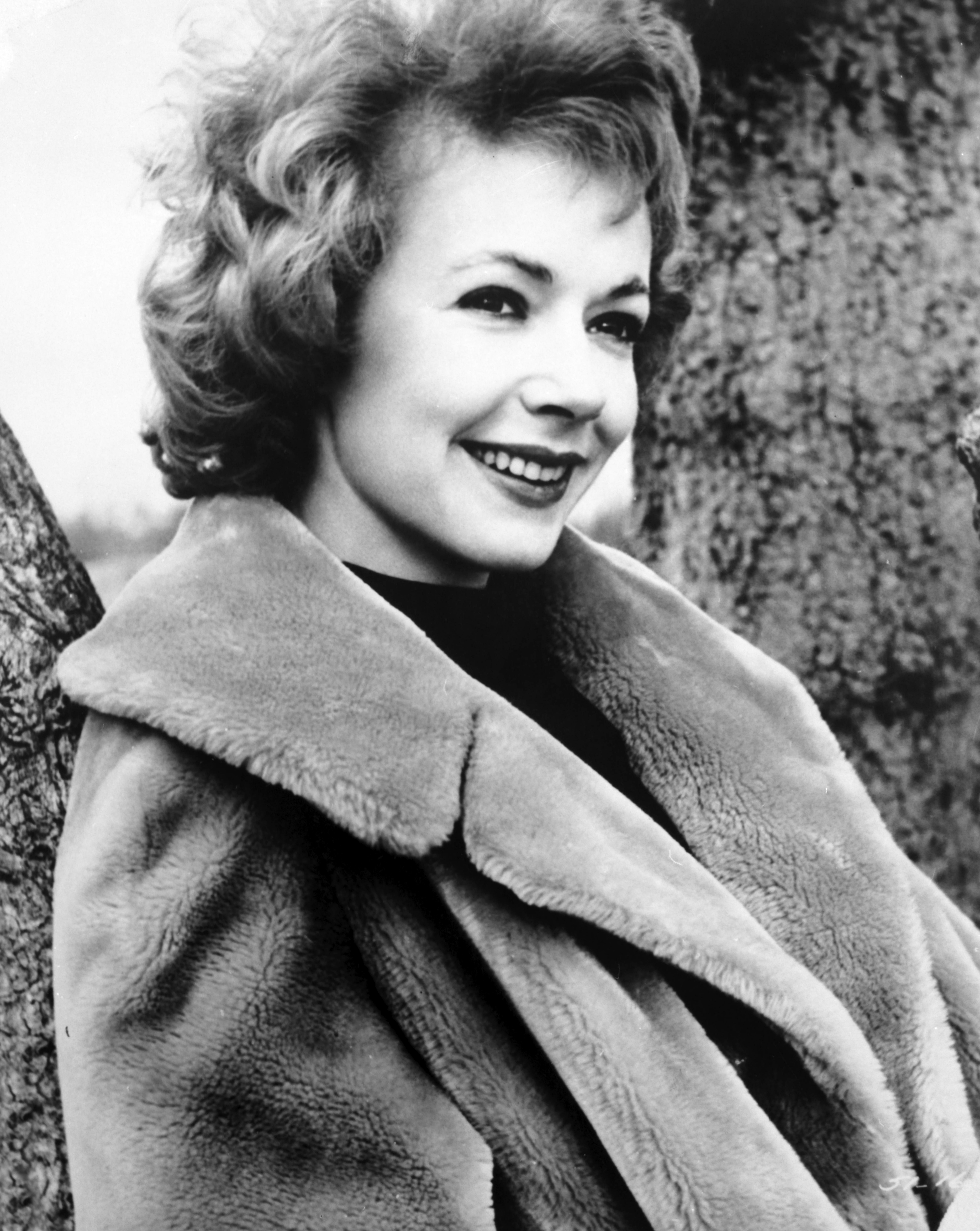 Piper Laurie old