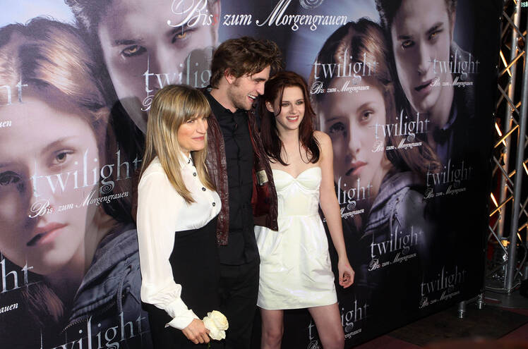 twilight-catherine-hardwicke-robert-pattinson-kristen-stewart