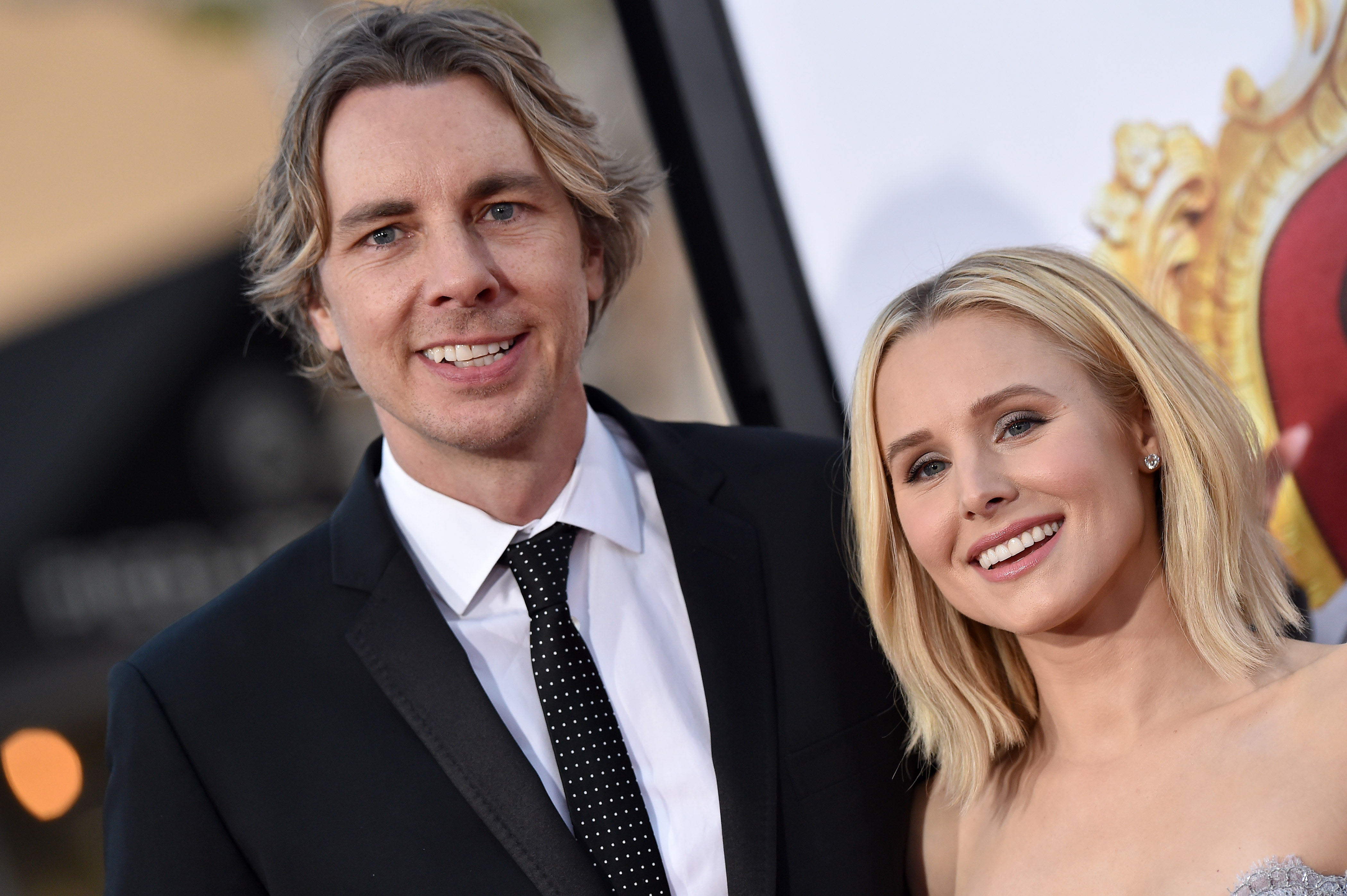 Dax Shepard Shares Rare Photo Of Wife Kristen Bell And Their Two Daughters