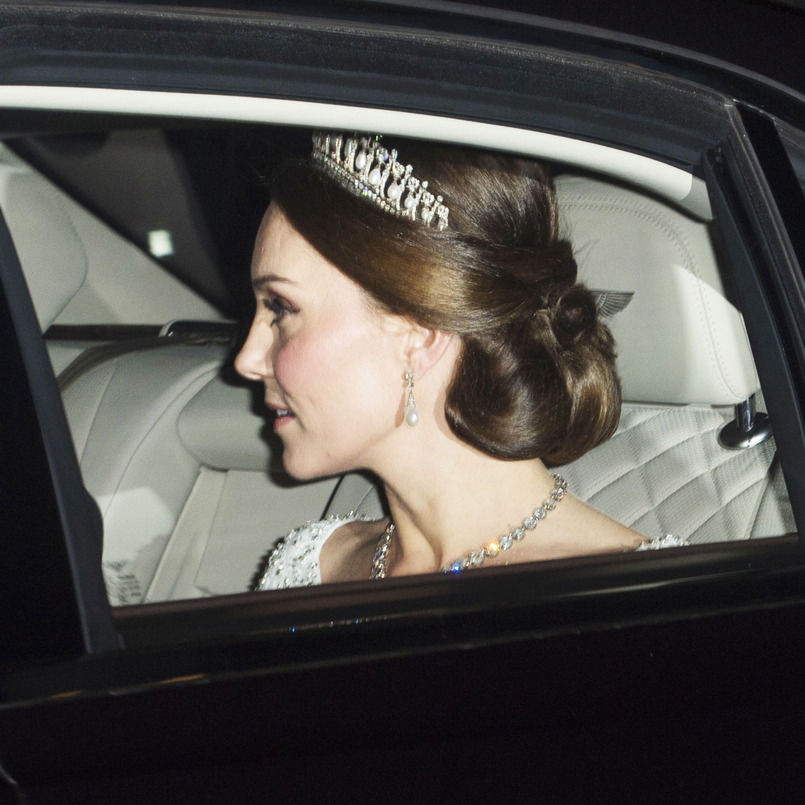 Kate Middletons Tiaras See All The Times Shes Worn A Royal Headpiece