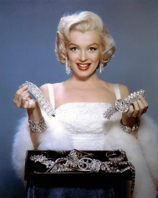 Marilyn Monroe’s 24-carat Diamond Necklace Sells At Auction For $1.2