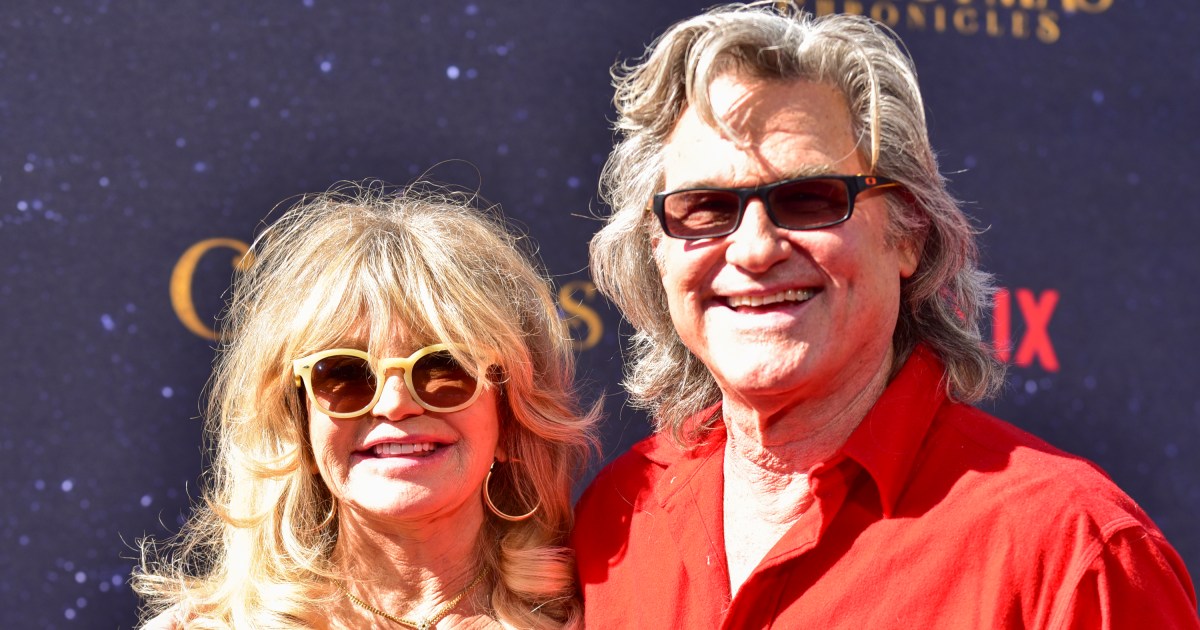 Kurt Russell And Goldie Hawn Sing 'I Want To Hold Your Hand' - 1200 x 630 jpeg 234kB