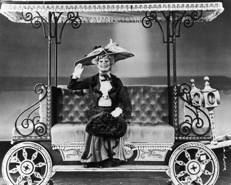 carol-channing-hello-dolly