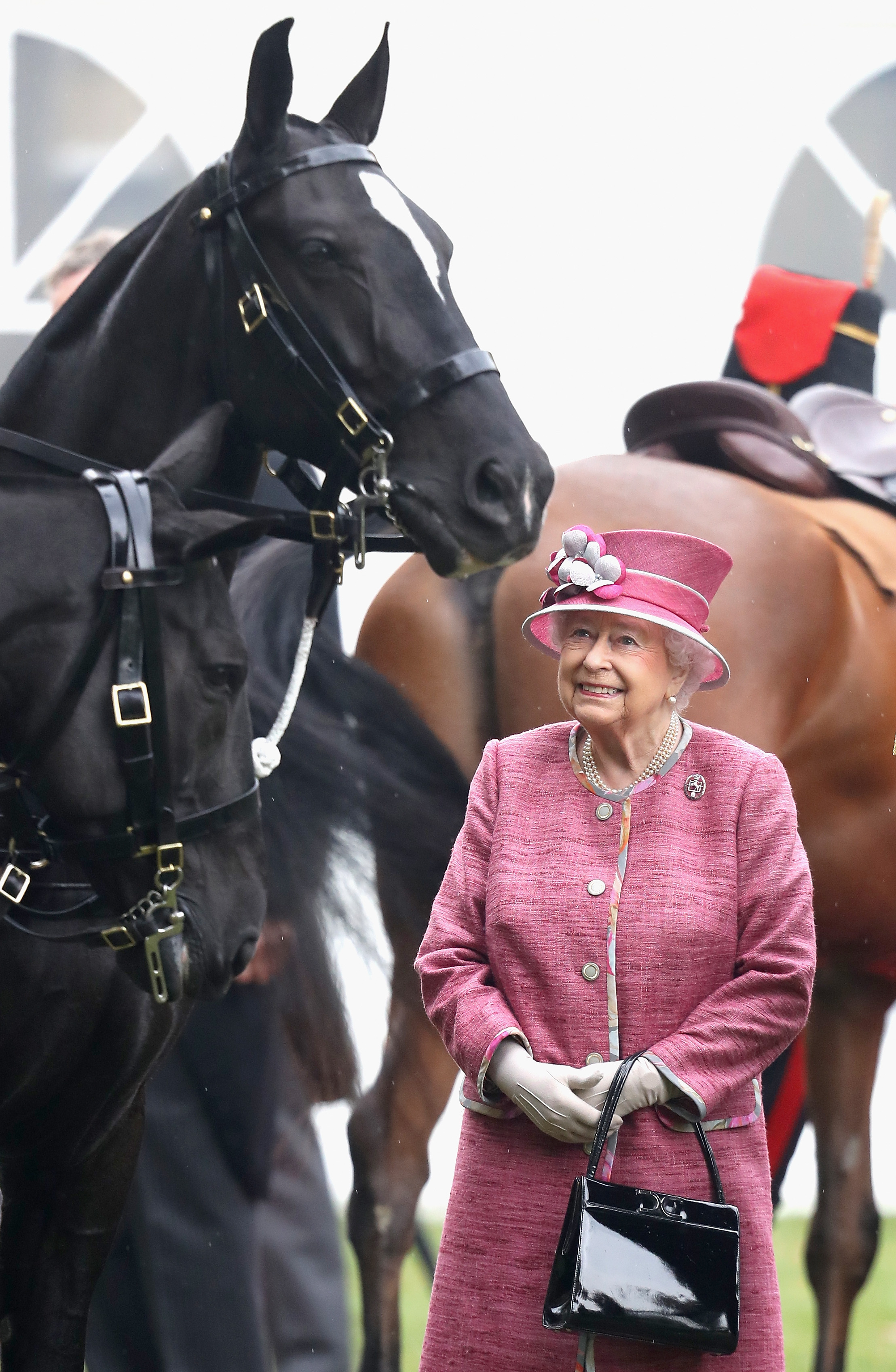 Queen Elizabeth Has Used The Same Handbag For Almost 50 Years