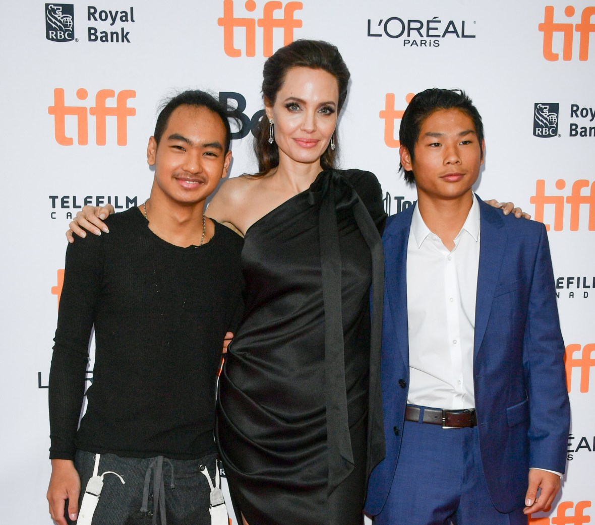 Angelina Jolie Proud Of Son Maddox 17 For Going To College