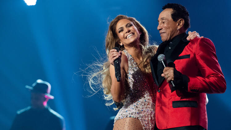 Smokey Robinson Jennifer Lopez