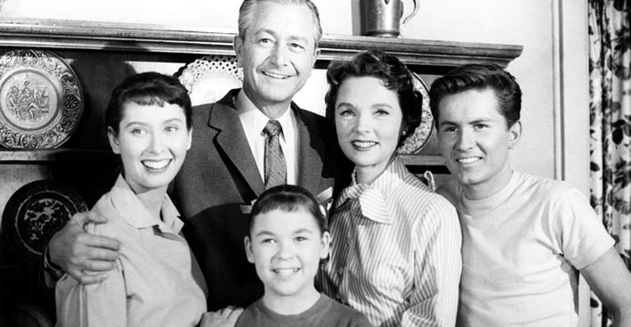 Father knows best cast 2