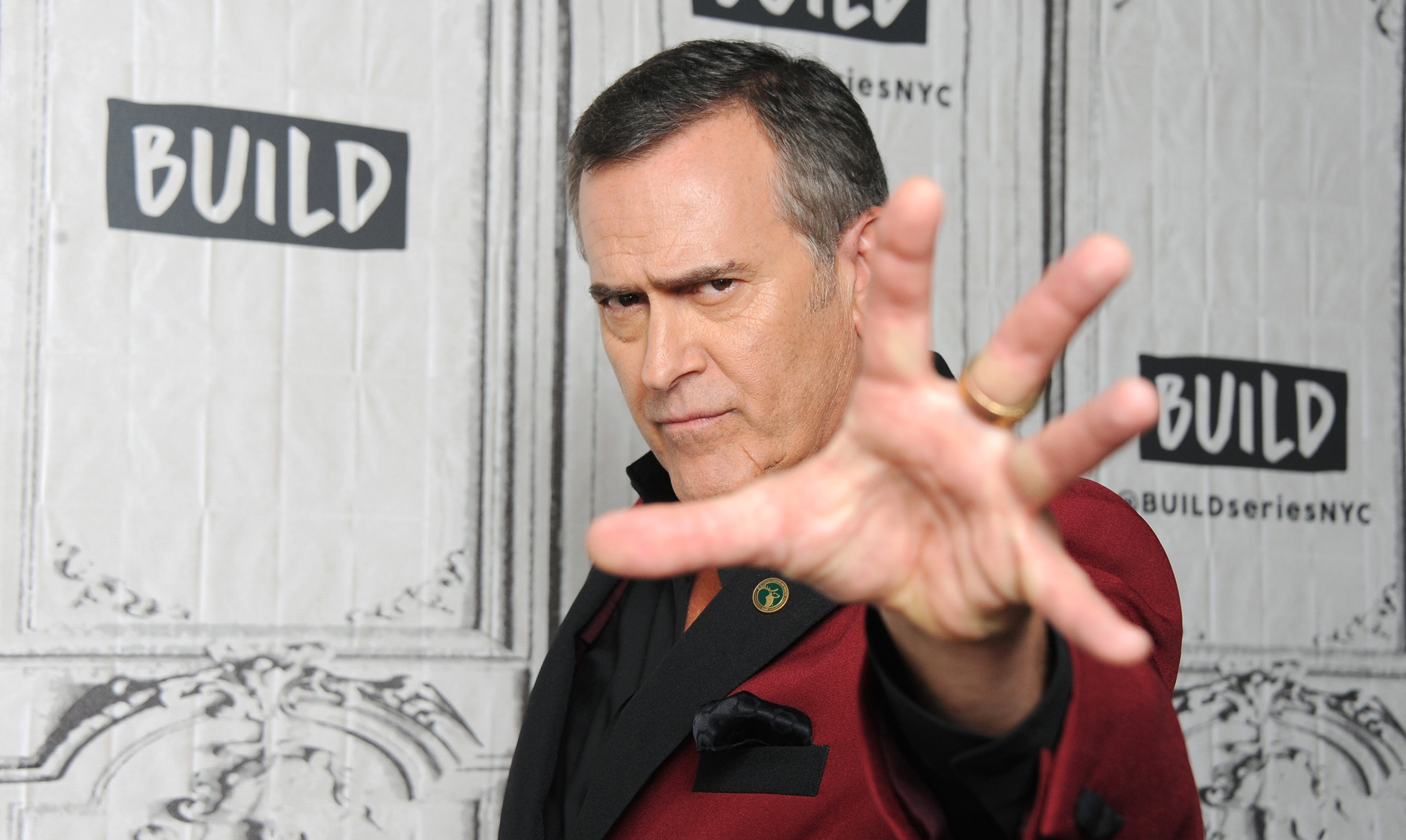 Actors Bruce Campbell and Lee Majors of Ash Vs. Evil Dead attend the  News Photo - Getty Images