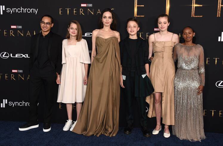 Angelina Jolie Motherhood Parenting Quotes 6 Kids