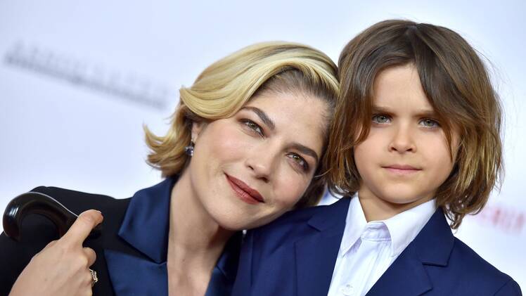 Selma Blair Arthur