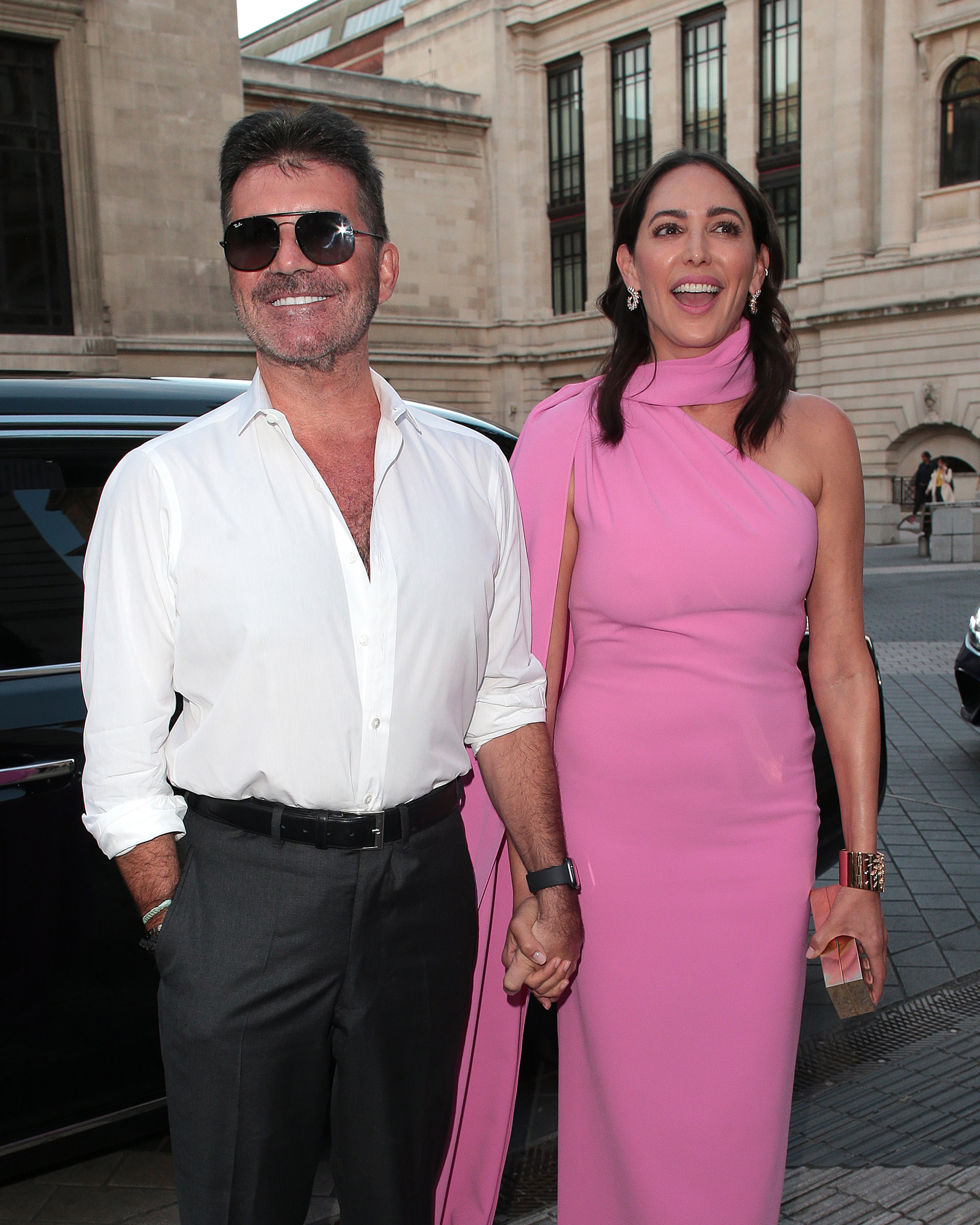 Simon Cowell And Girlfriend Lauren Silverman Pack On The Pda 