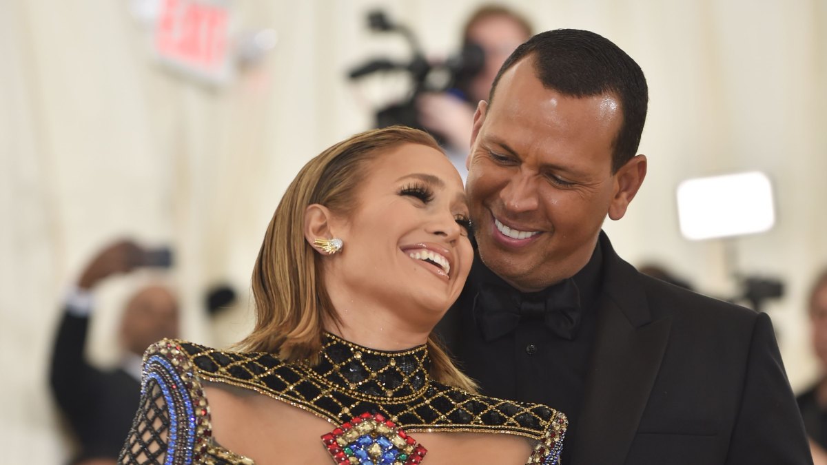 Mother of Alex Rodriguez's ex says he 'couldn't have an